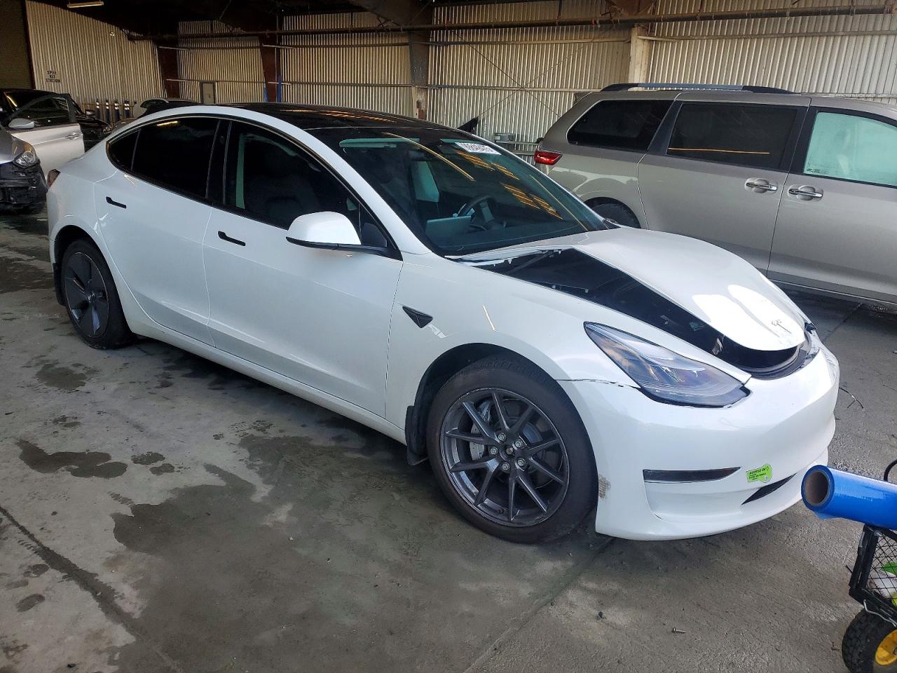 2023 TESLA MODEL 3 photo 4