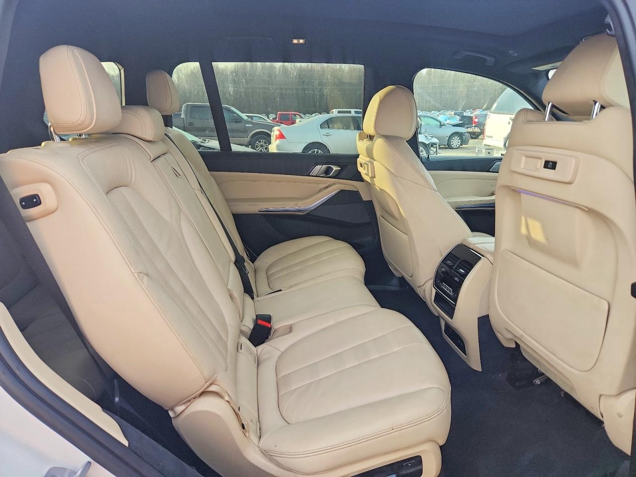 2021 BMW X7 XDRIVE40I photo 11