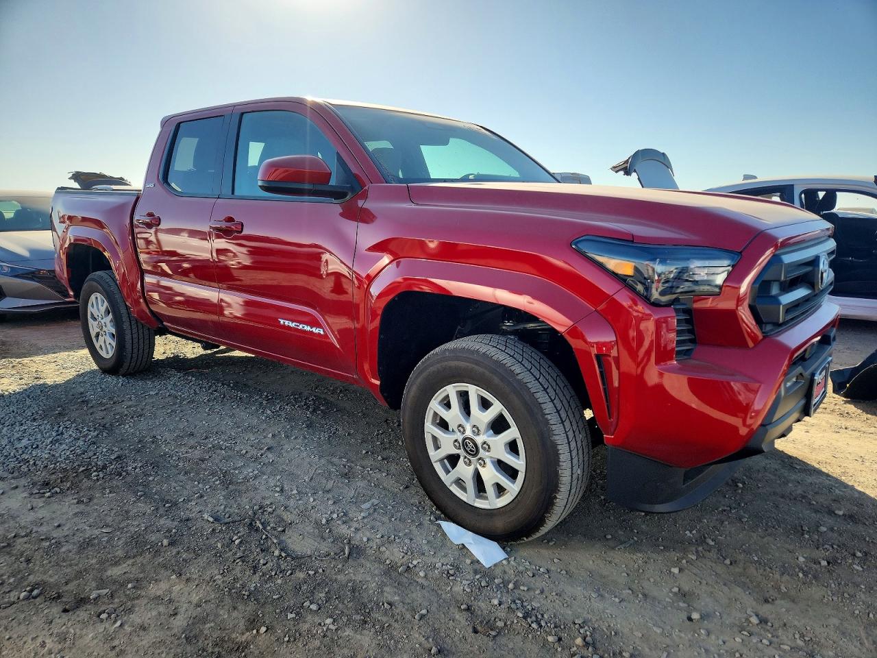 2025 TOYOTA TACOMA DOUBLE CAB photo 4