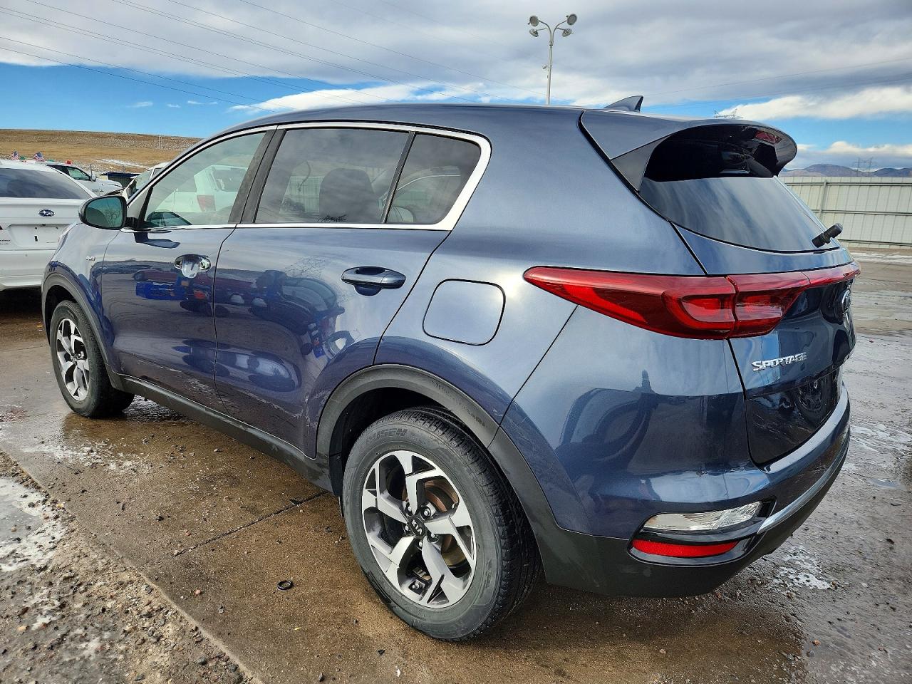 2020 KIA SPORTAGE LX photo 2