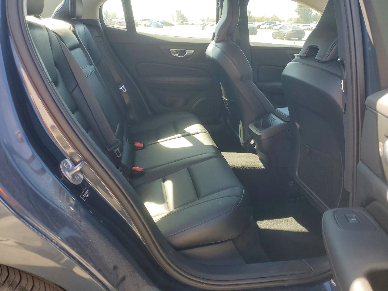 2024 VOLVO S60 CORE photo 10