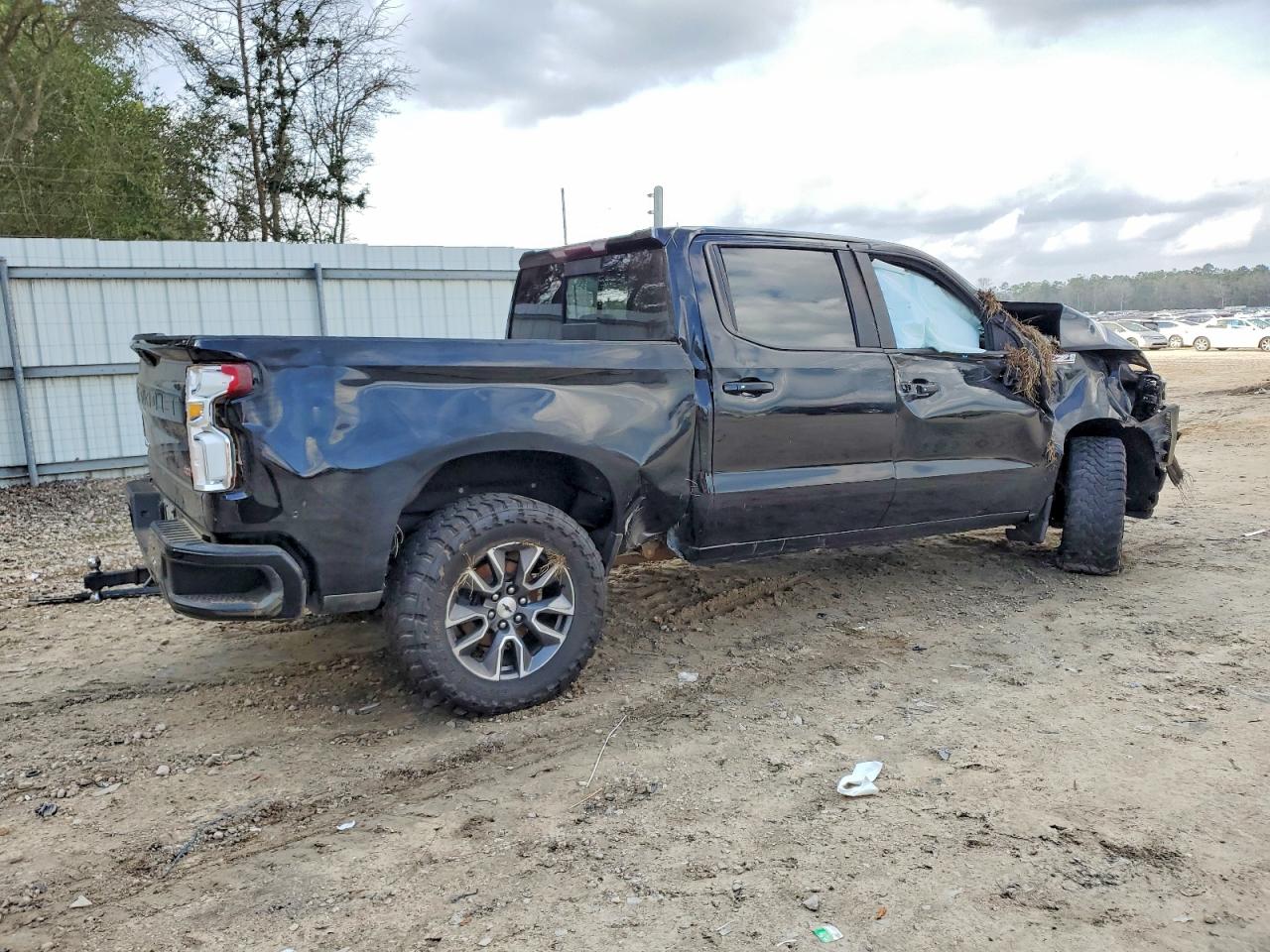 2019 CHEVROLET SILVERADO K1500 RST photo 5