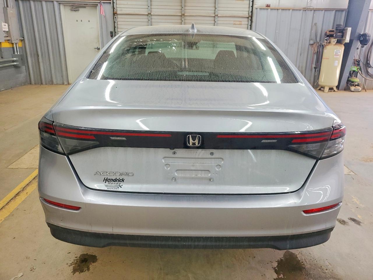 2024 HONDA ACCORD EX photo 6
