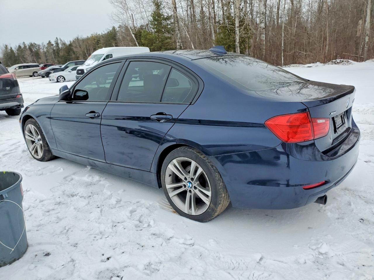 2015 BMW 320 I XDRIVE photo 3