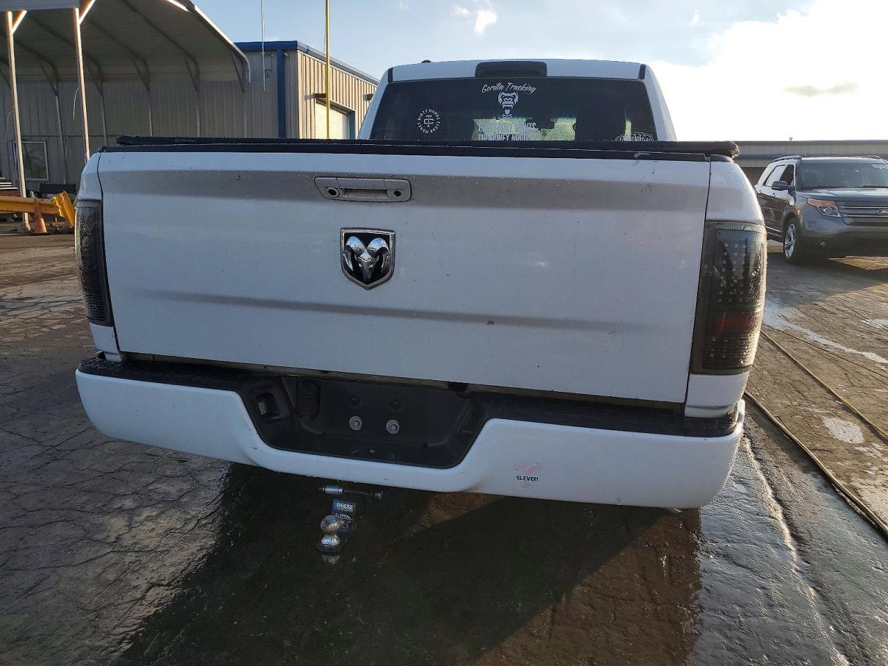 2021 RAM 1500 CLASSIC TRADESMAN photo 6