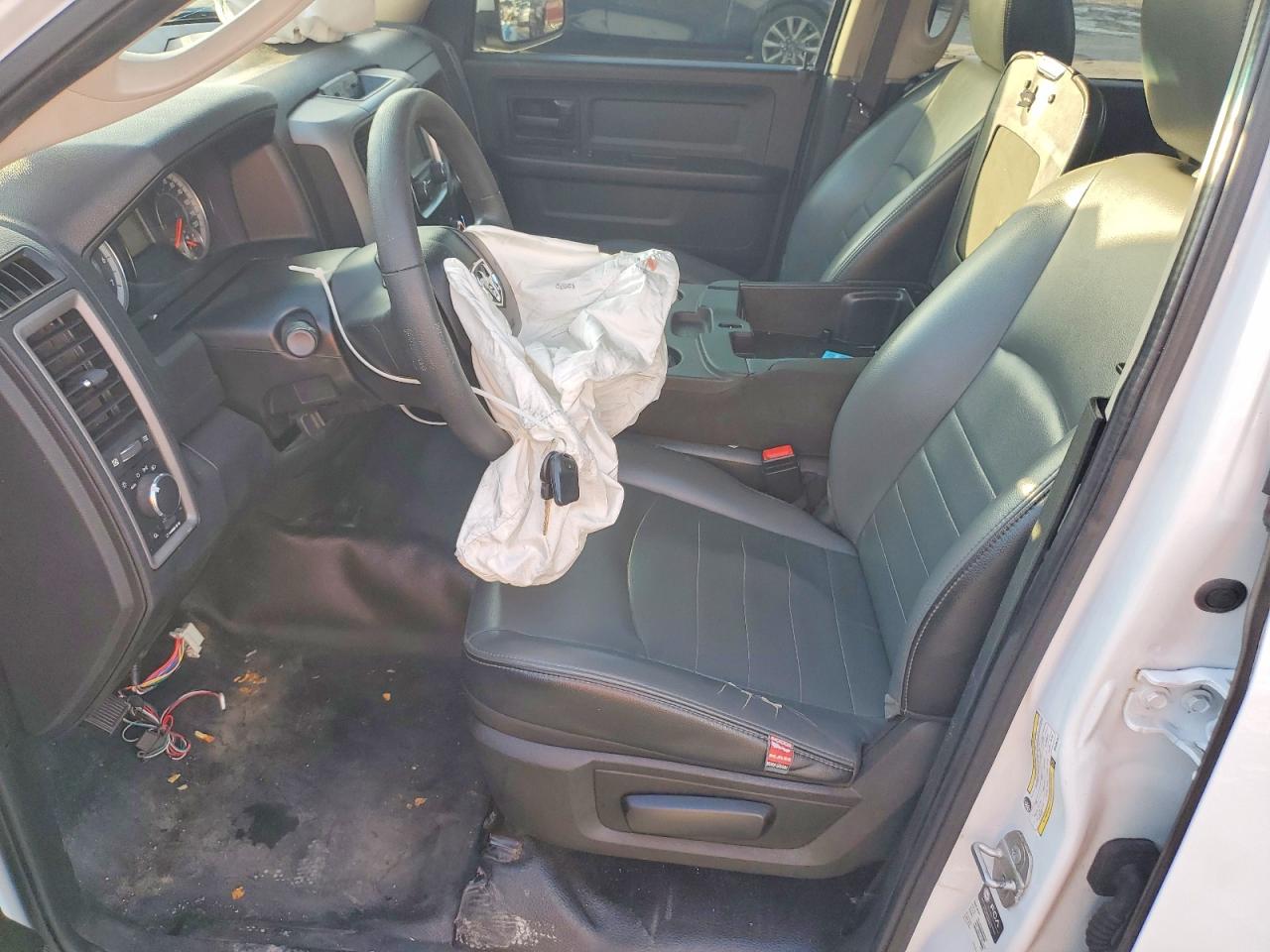 2021 RAM 1500 CLASSIC TRADESMAN photo 7