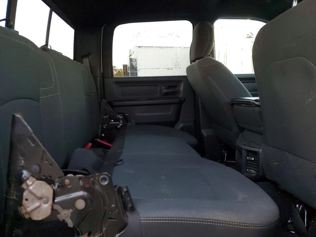 2022 RAM 3500 TRADESMAN photo 11
