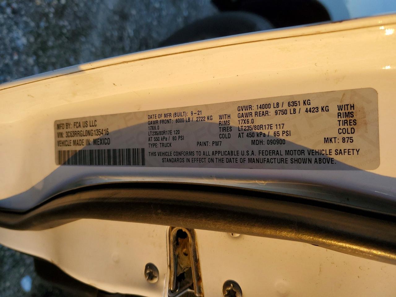 2022 RAM 3500 TRADESMAN photo 19