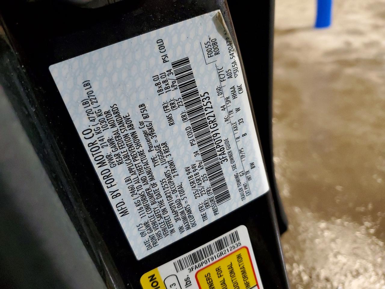 2016 FORD FUSION SE photo 12