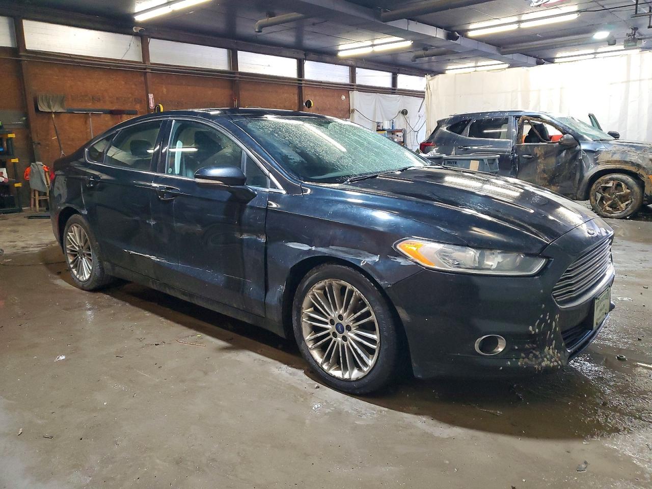 2016 FORD FUSION SE photo 4