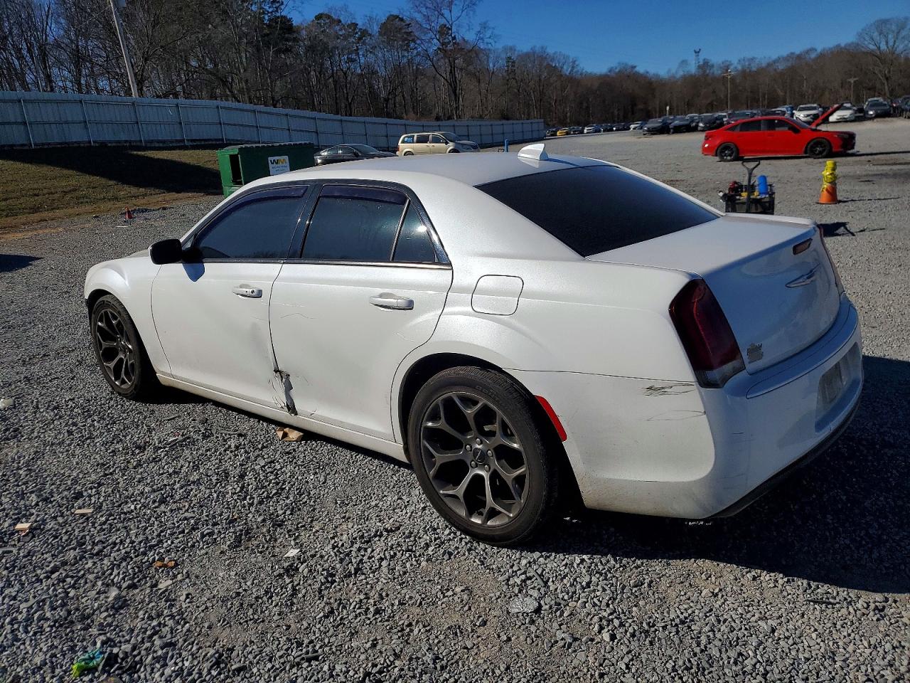 2015 CHRYSLER 300 S photo 2