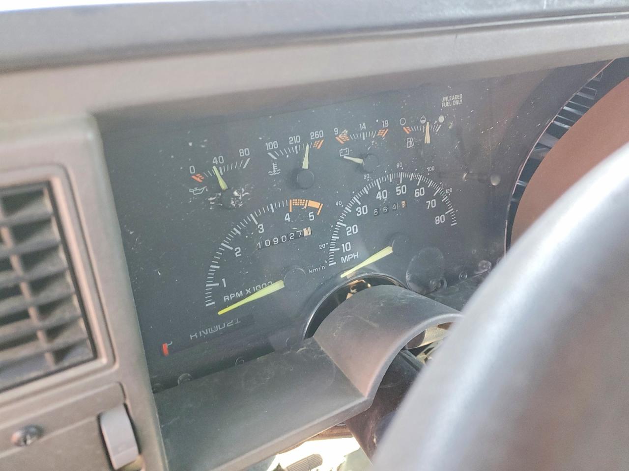 1994 CHEVROLET GMT-400 K1500 photo 9