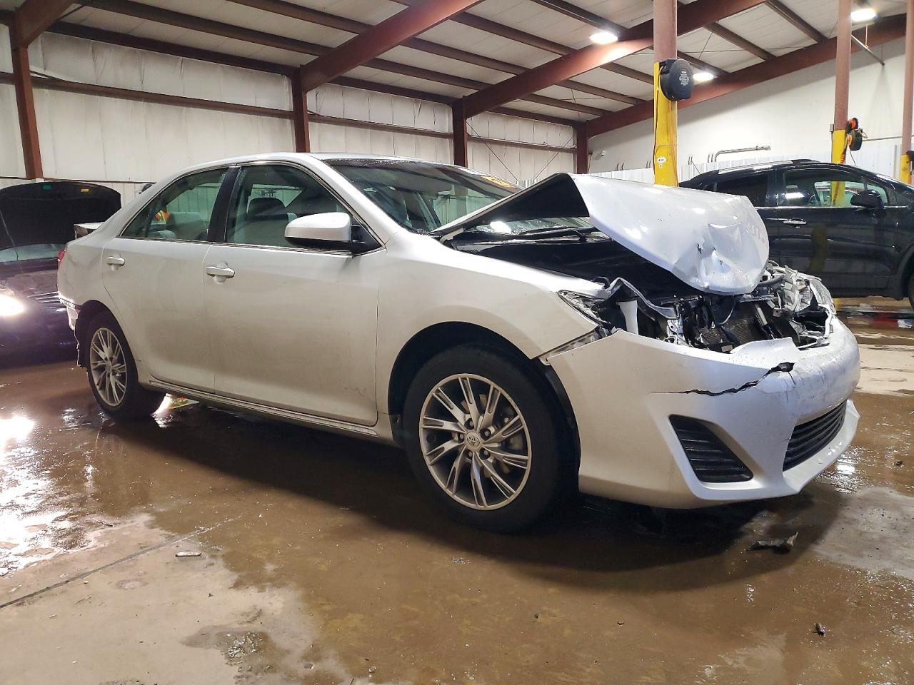 2012 TOYOTA CAMRY BASE photo 4