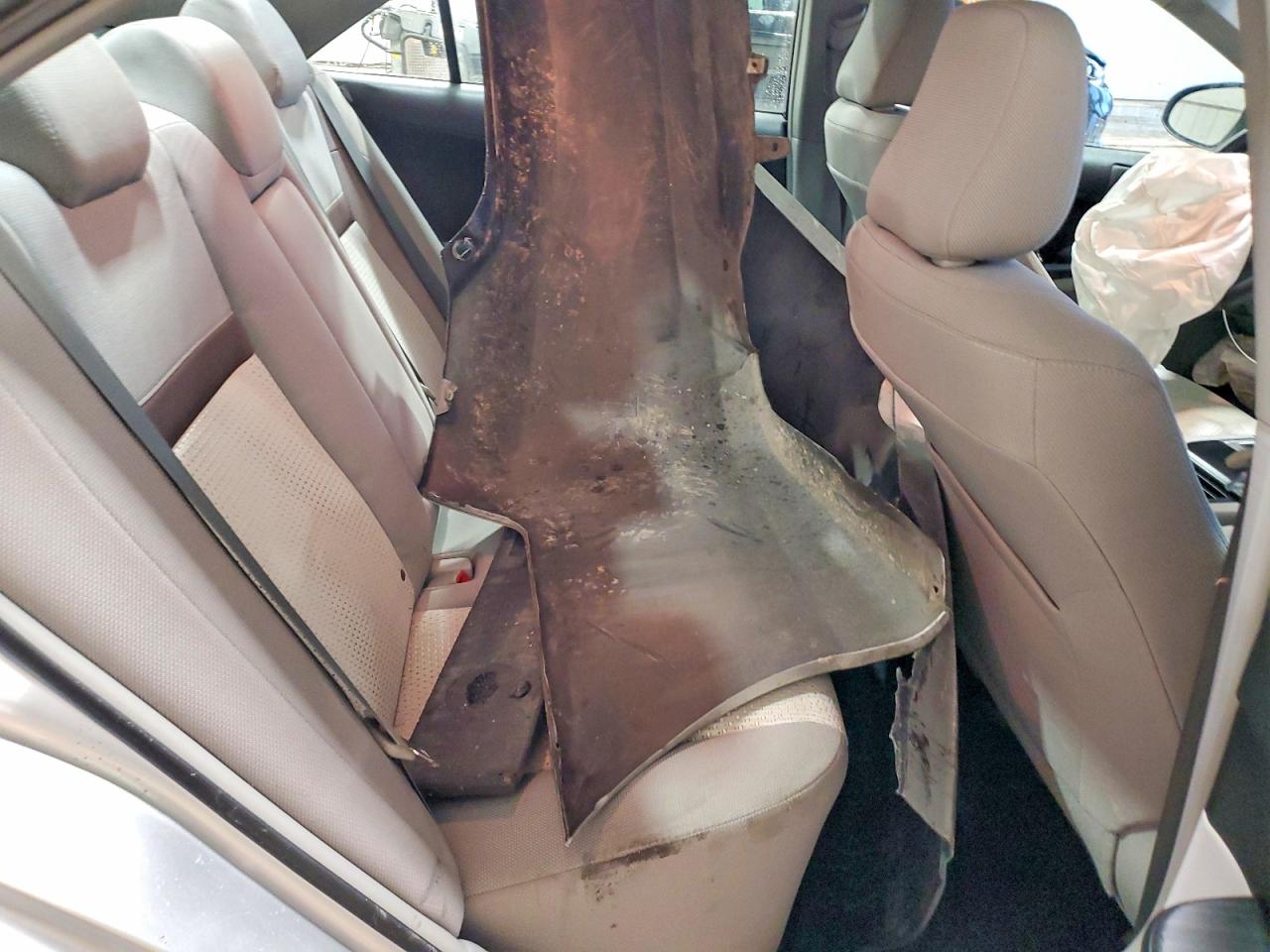 2012 TOYOTA CAMRY BASE photo 10