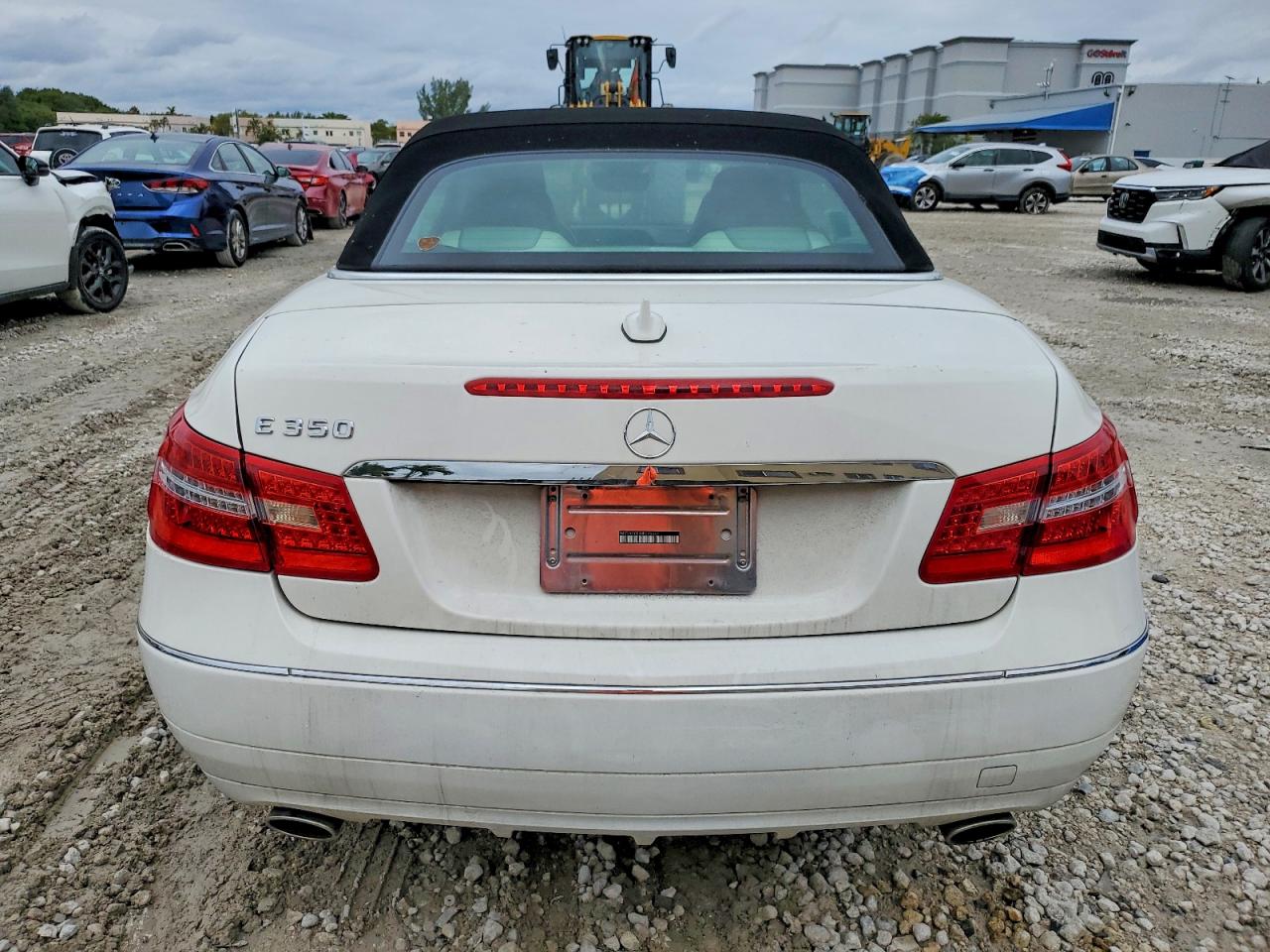 2011 MERCEDES-BENZ E 350 photo 11