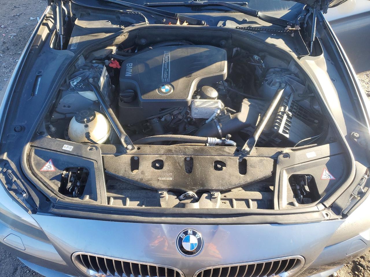 2013 BMW 528 XI photo 21