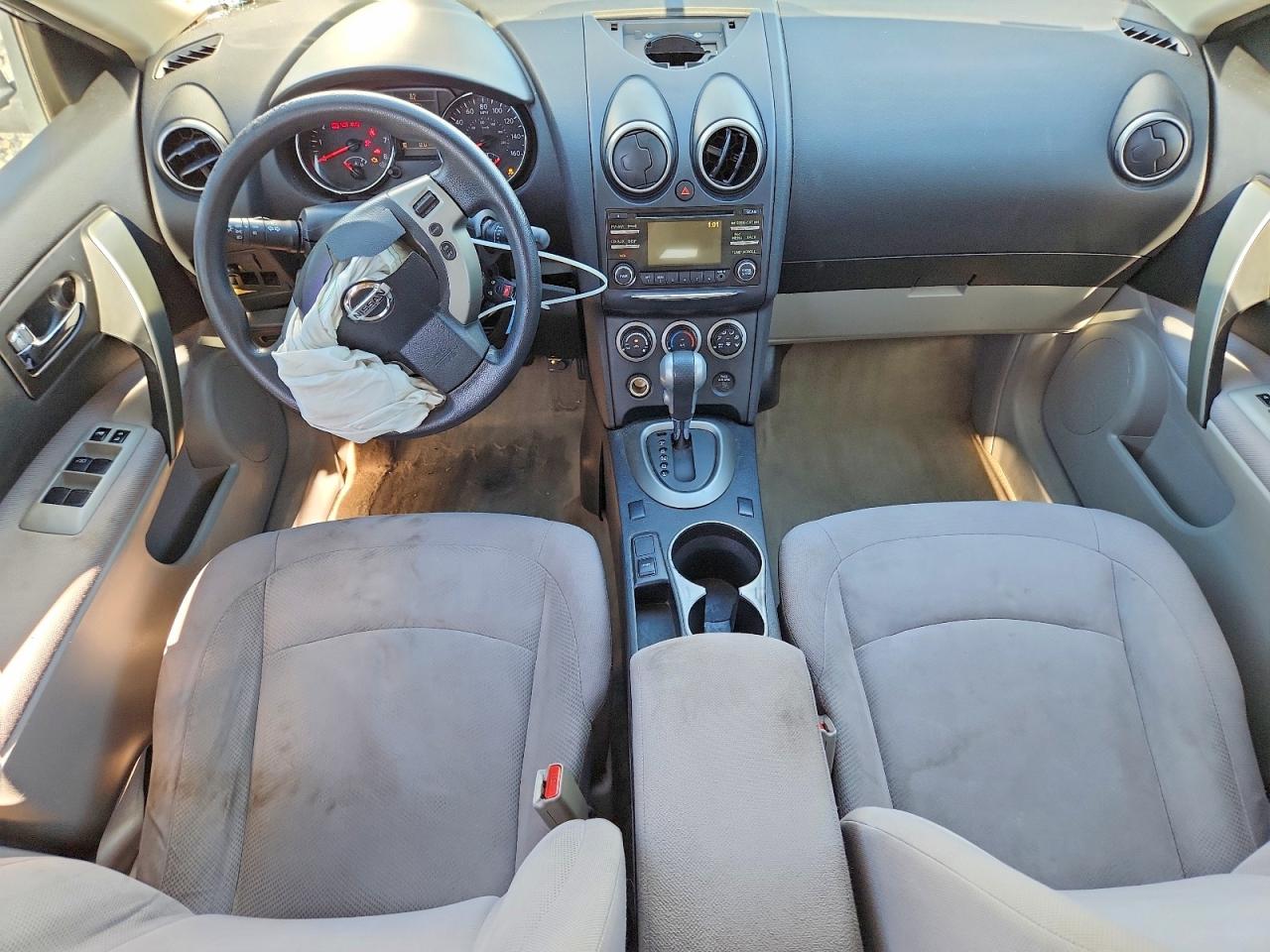2013 NISSAN ROGUE S photo 8