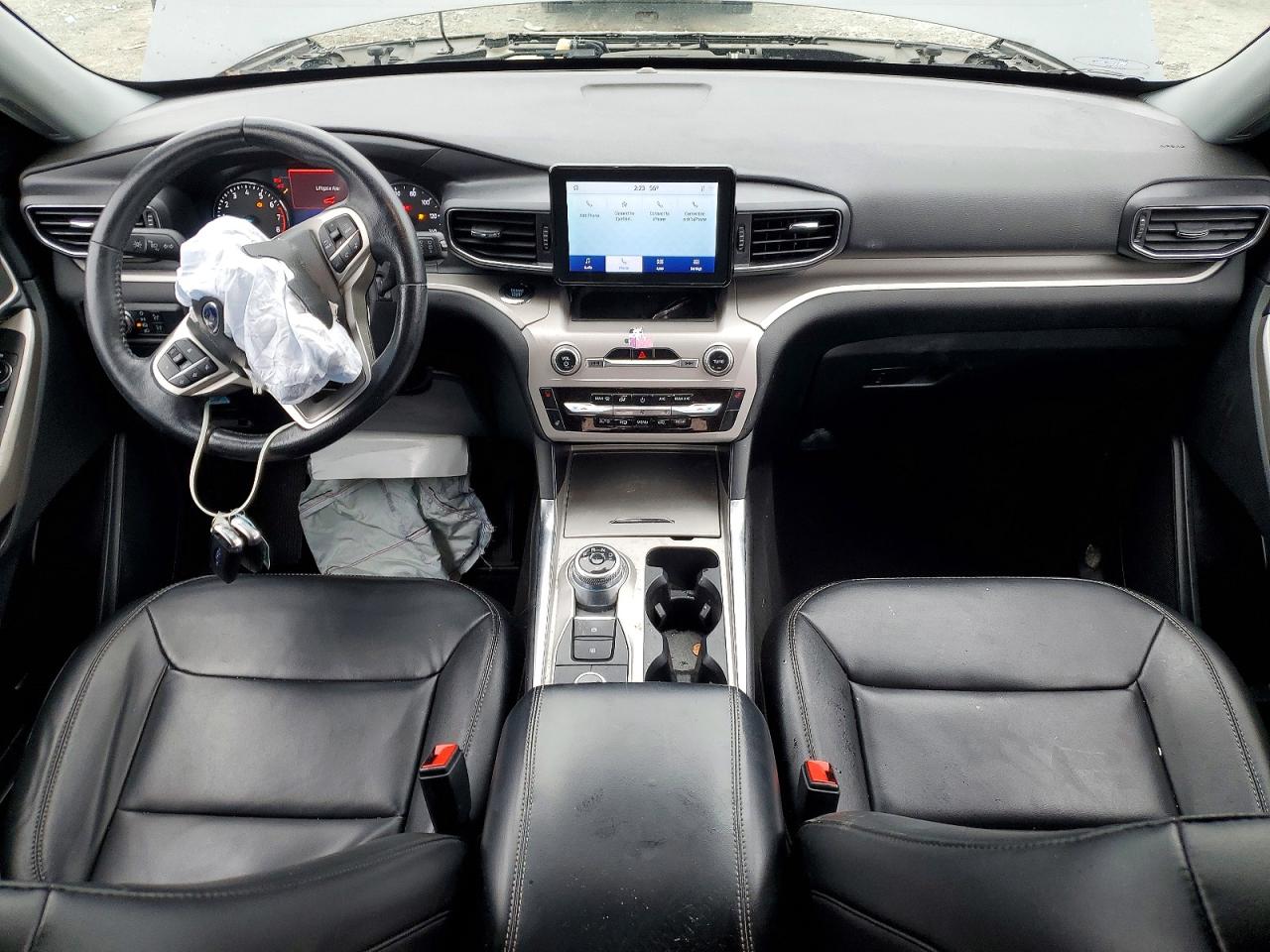 2023 FORD EXPLORER XLT photo 8