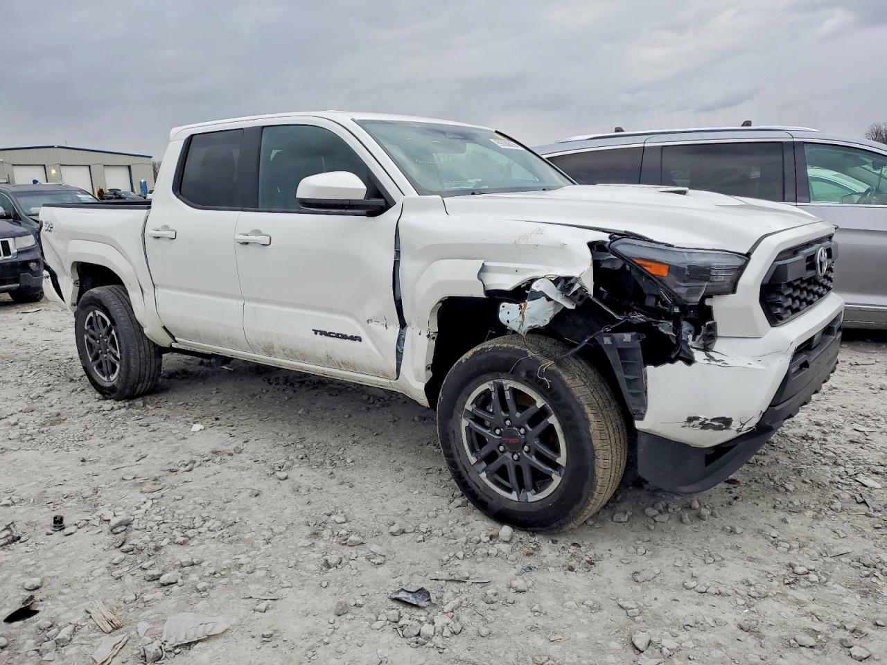 2025 TOYOTA TACOMA TRD SPORT photo 7