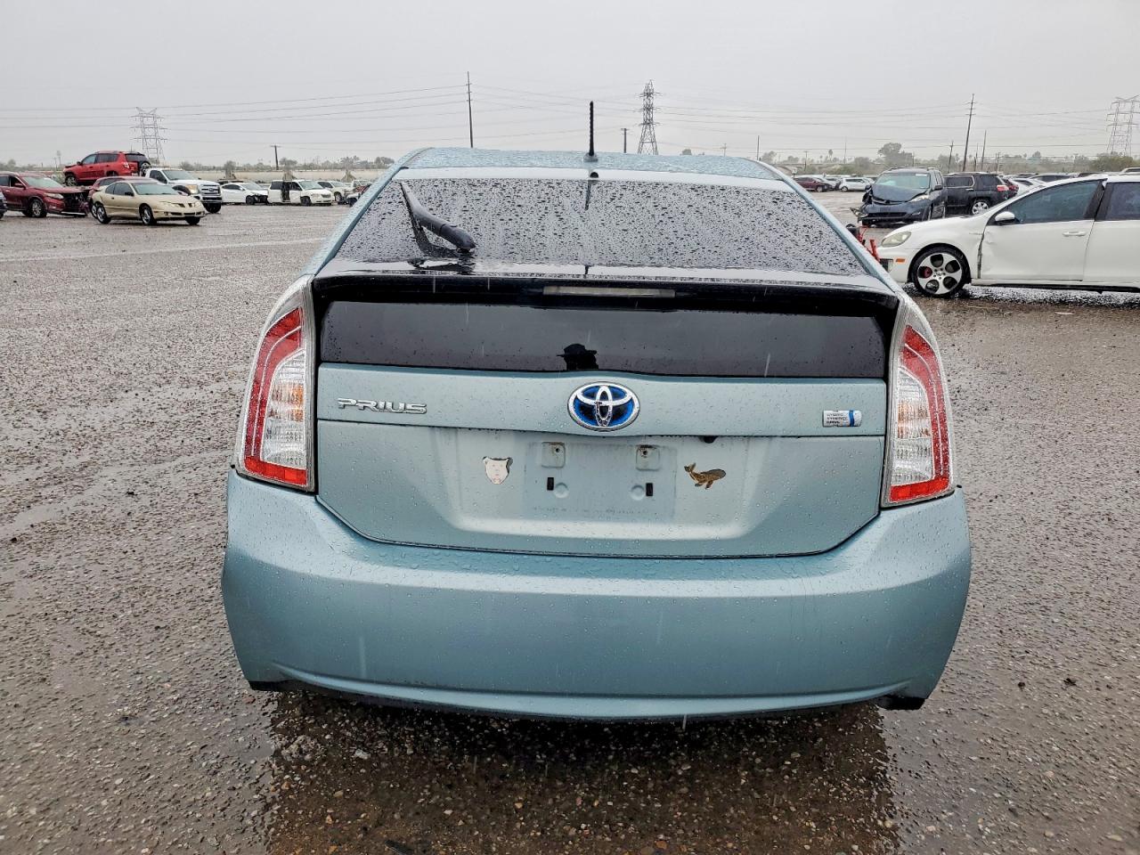 2014 TOYOTA PRIUS photo 6