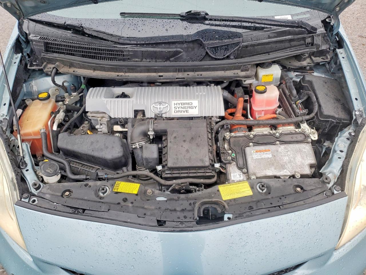 2014 TOYOTA PRIUS photo 11