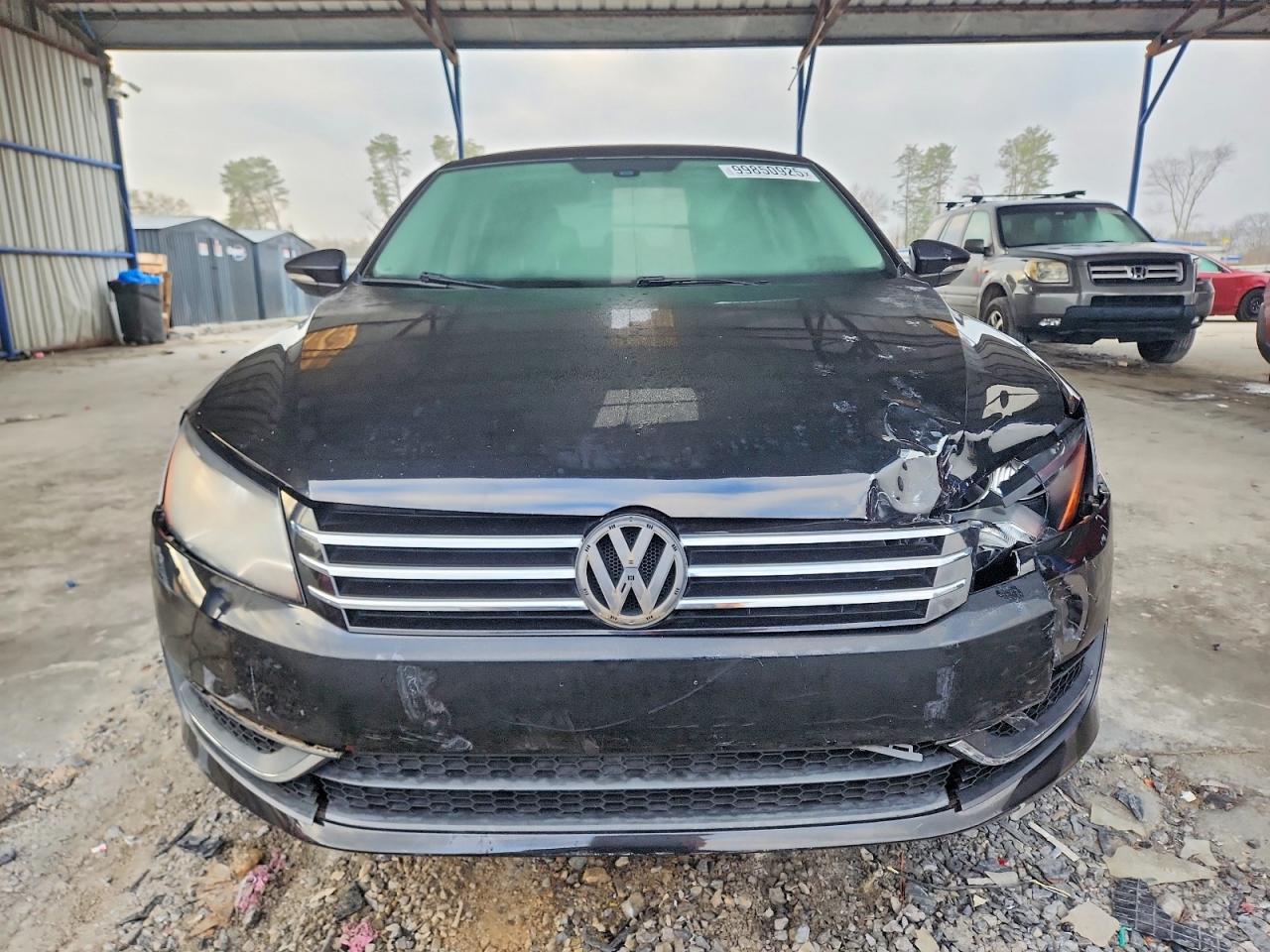 2012 VOLKSWAGEN PASSAT S photo 5