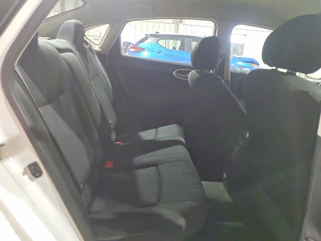 2019 NISSAN SENTRA S photo 10