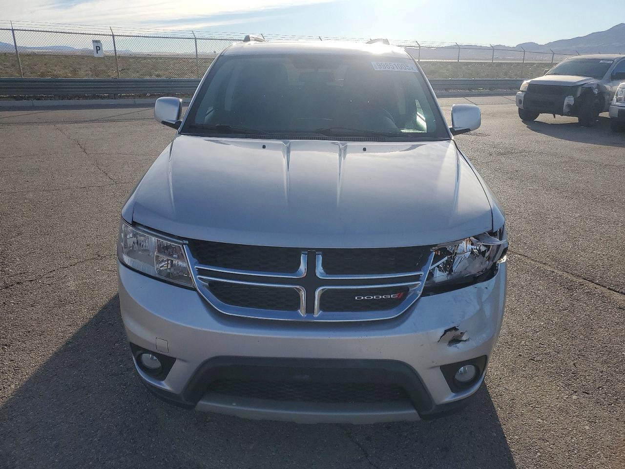 2014 DODGE JOURNEY SXT photo 5