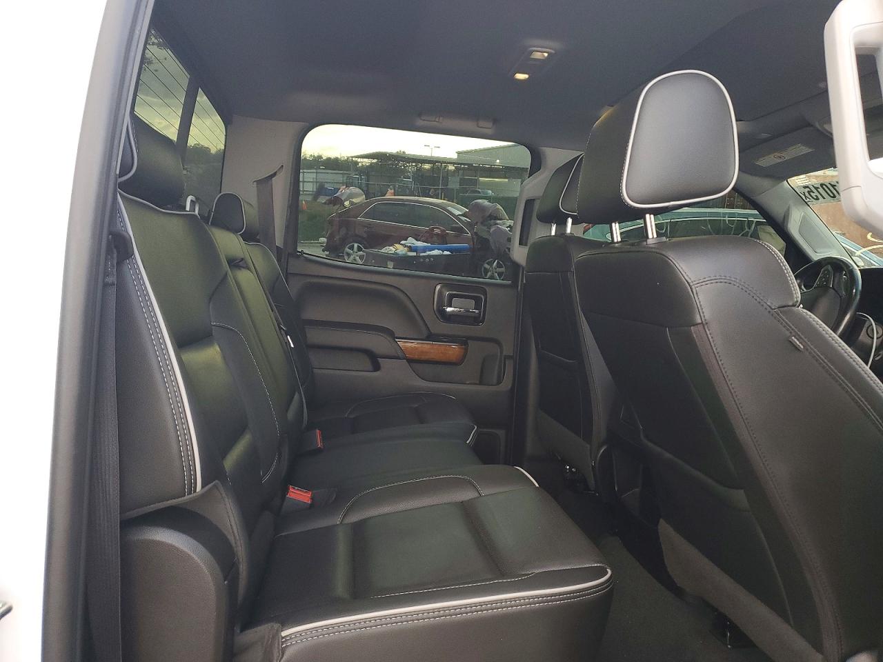 2019 CHEVROLET SILVERADO K2500 HIGH COUNTRY photo 10
