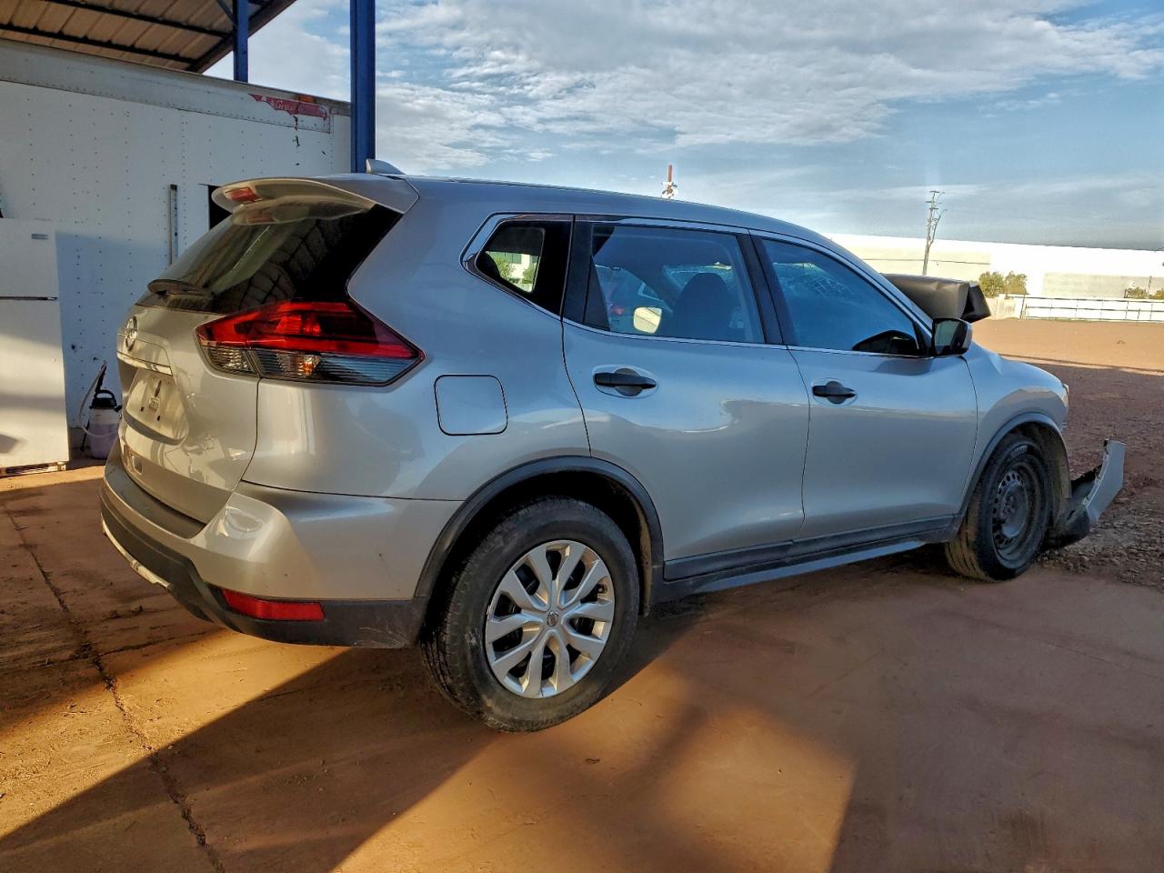 2017 NISSAN ROGUE S photo 3
