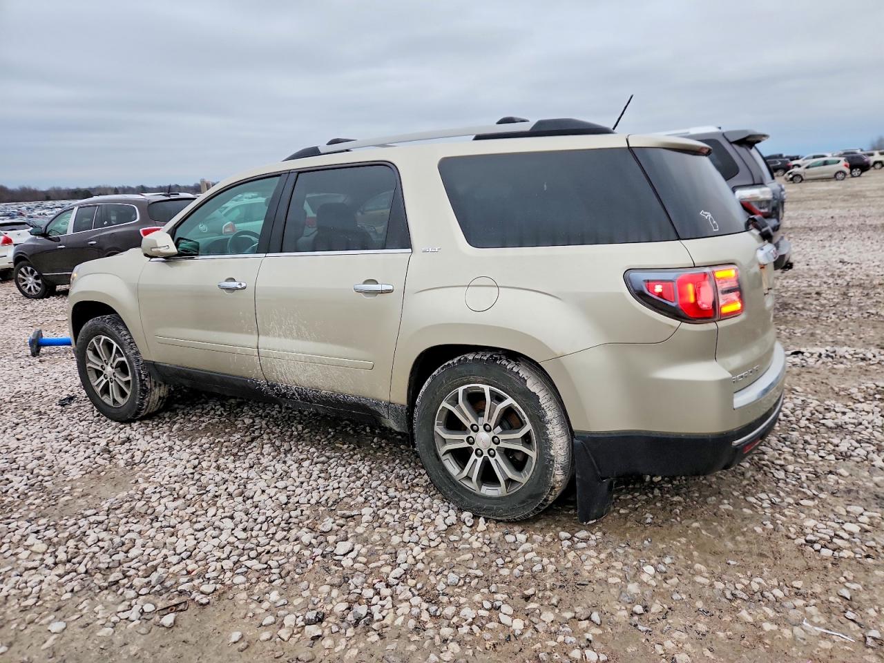 2014 GMC ACADIA SLT-2 photo 2