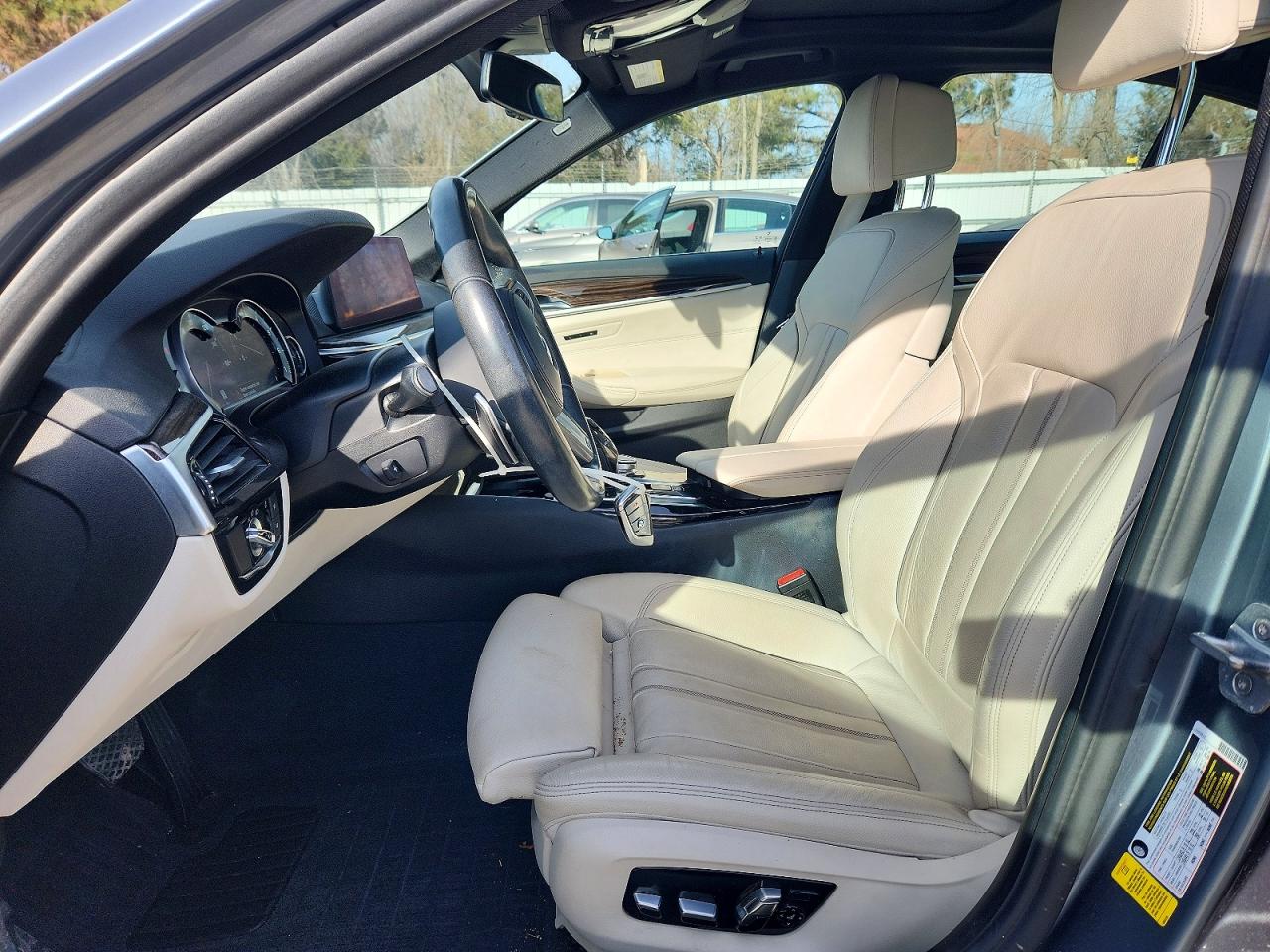2019 BMW 530 I photo 7