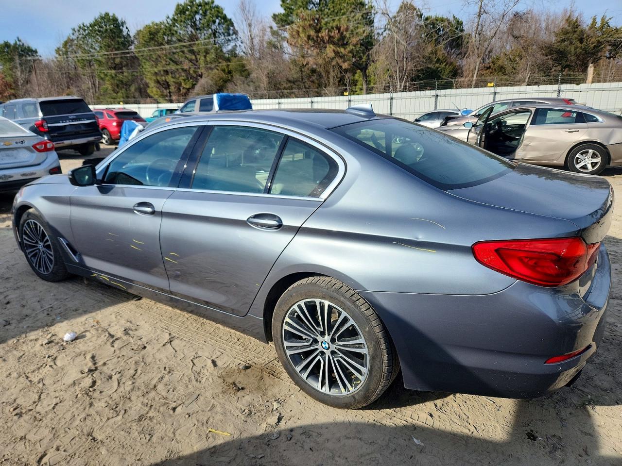 2019 BMW 530 I photo 2