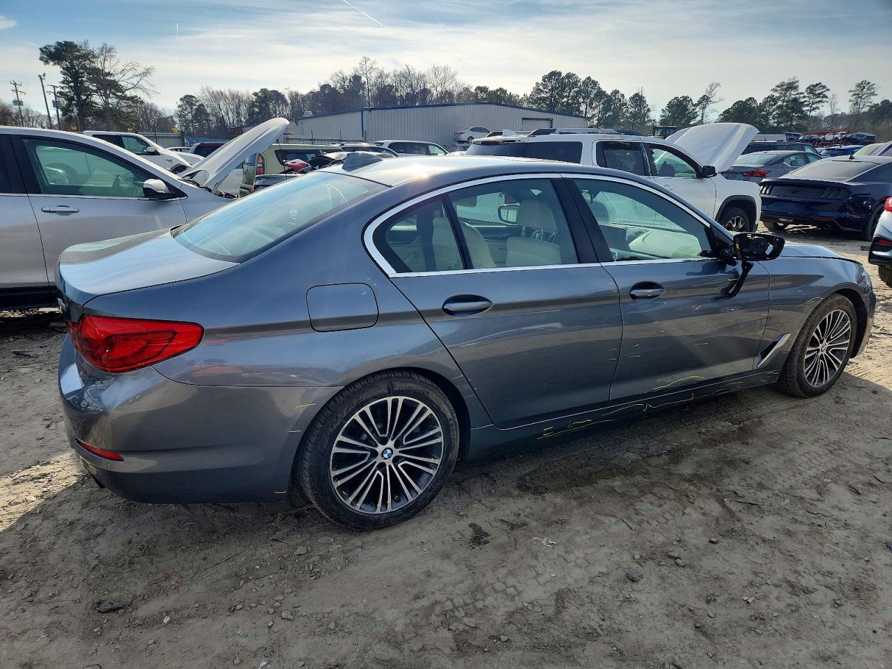2019 BMW 530 I photo 3
