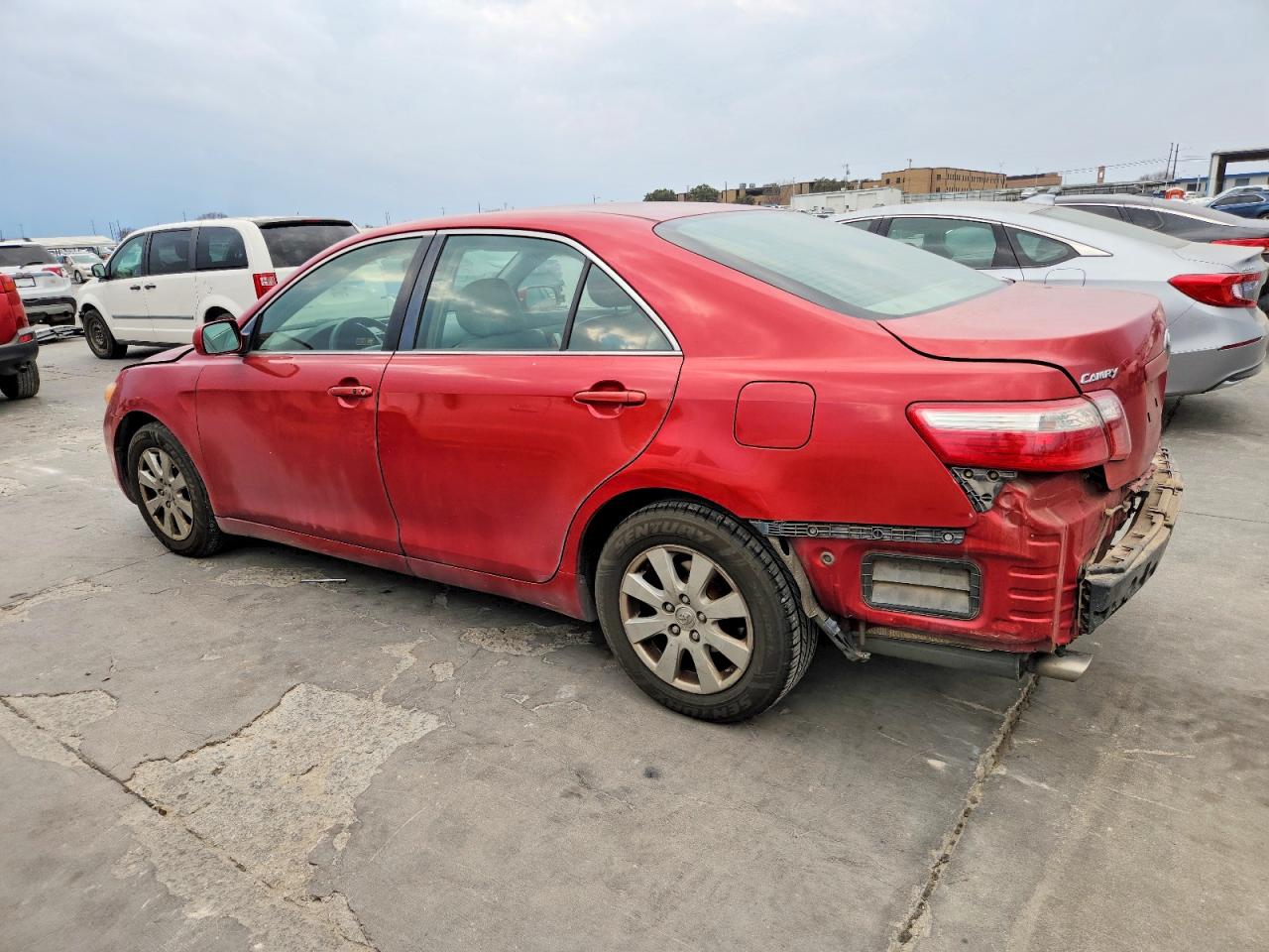 2007 TOYOTA CAMRY LE photo 2