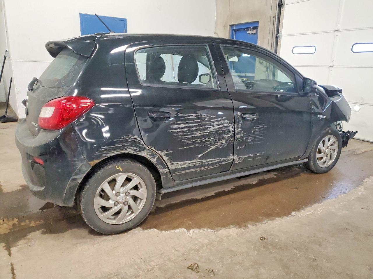 2017 MITSUBISHI MIRAGE SE photo 3