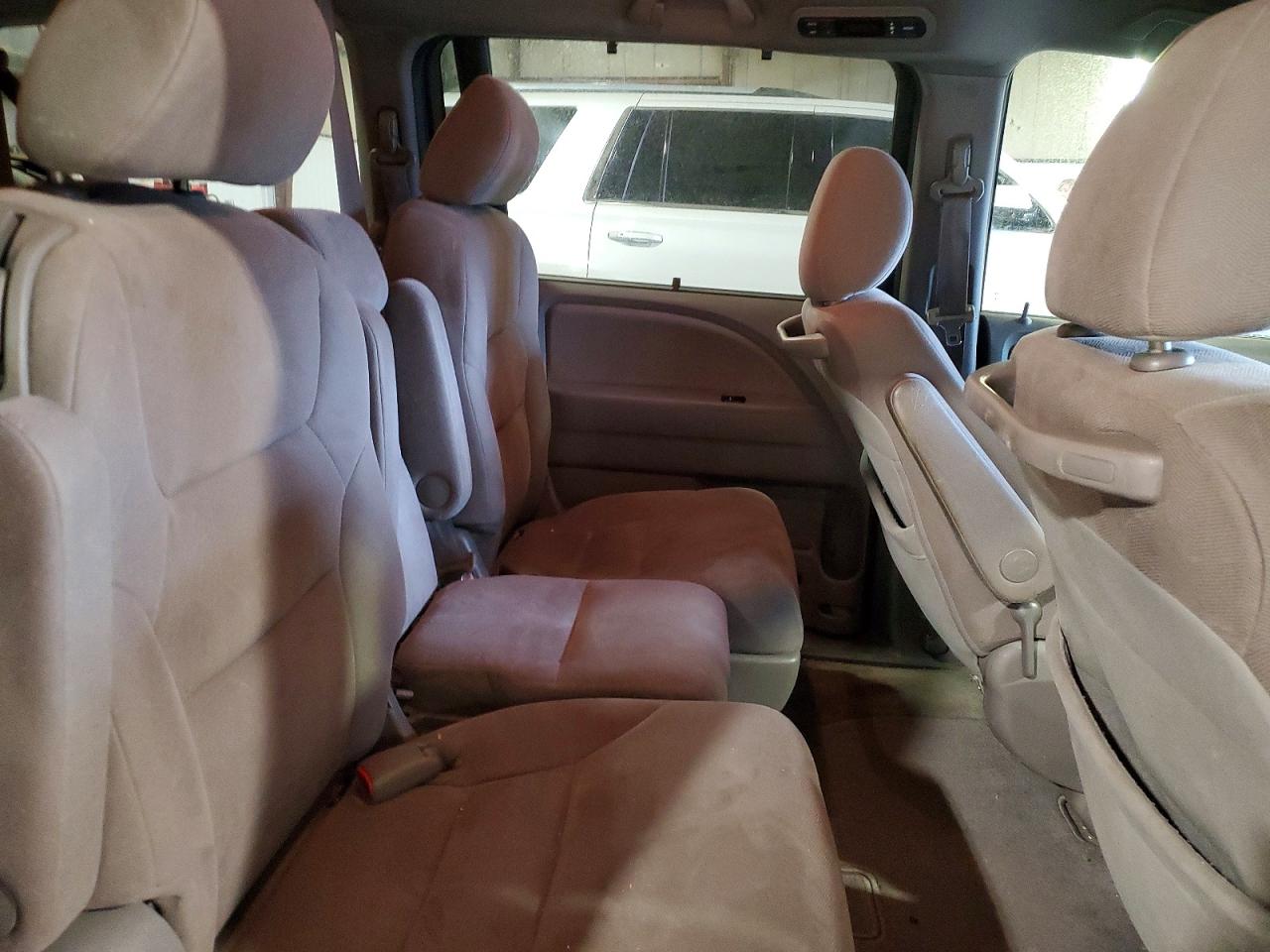 2010 HONDA ODYSSEY EX photo 11