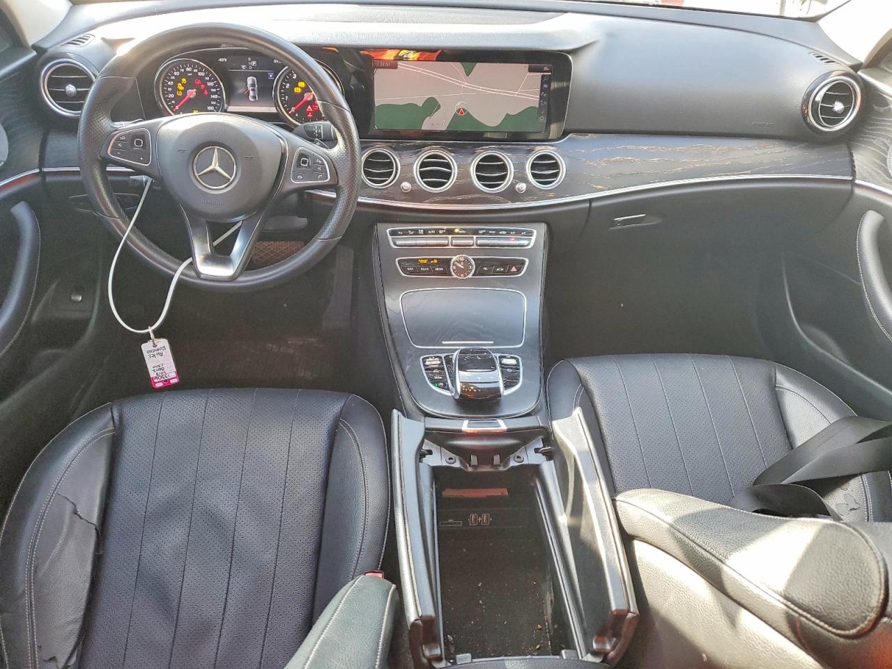 2018 MERCEDES-BENZ E 300 photo 8