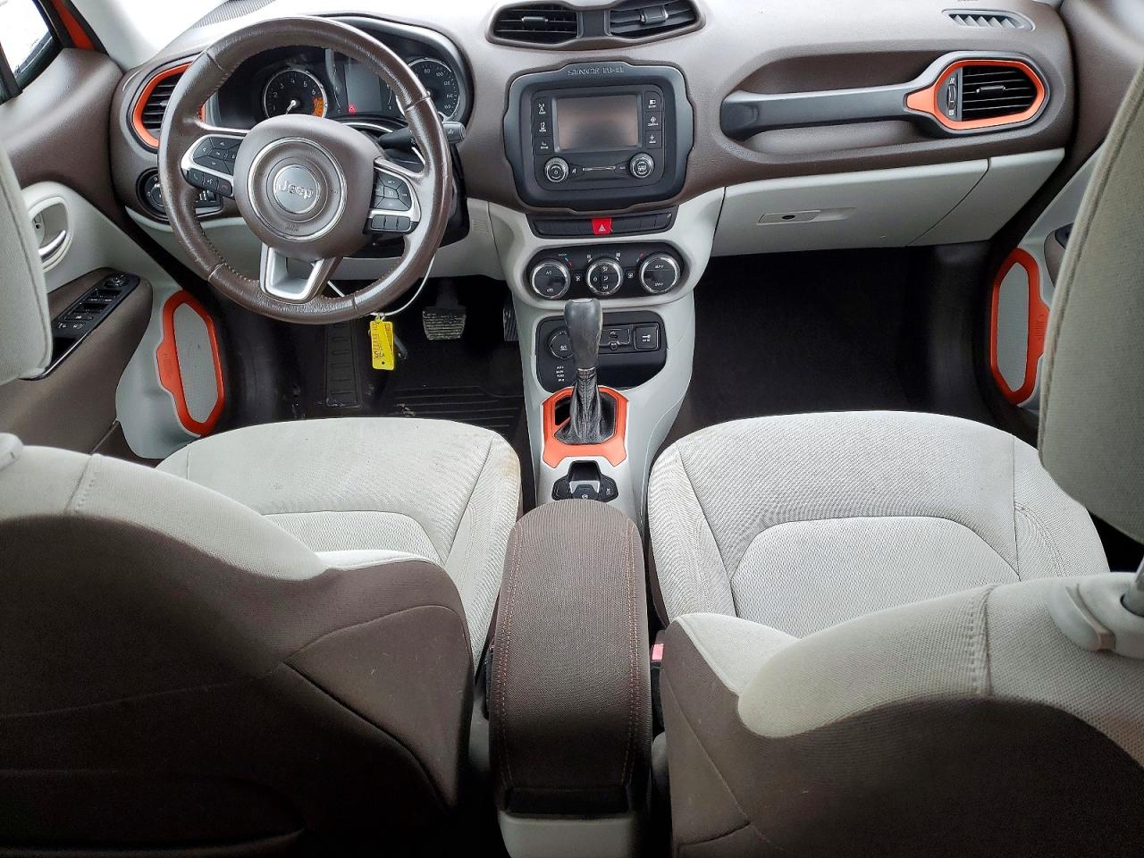 2015 JEEP RENEGADE LATITUDE photo 8