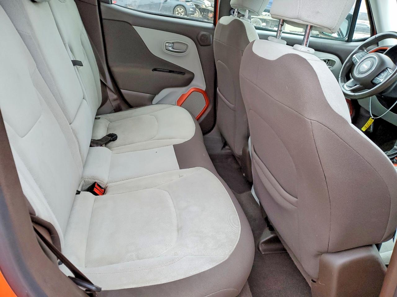 2015 JEEP RENEGADE LATITUDE photo 11