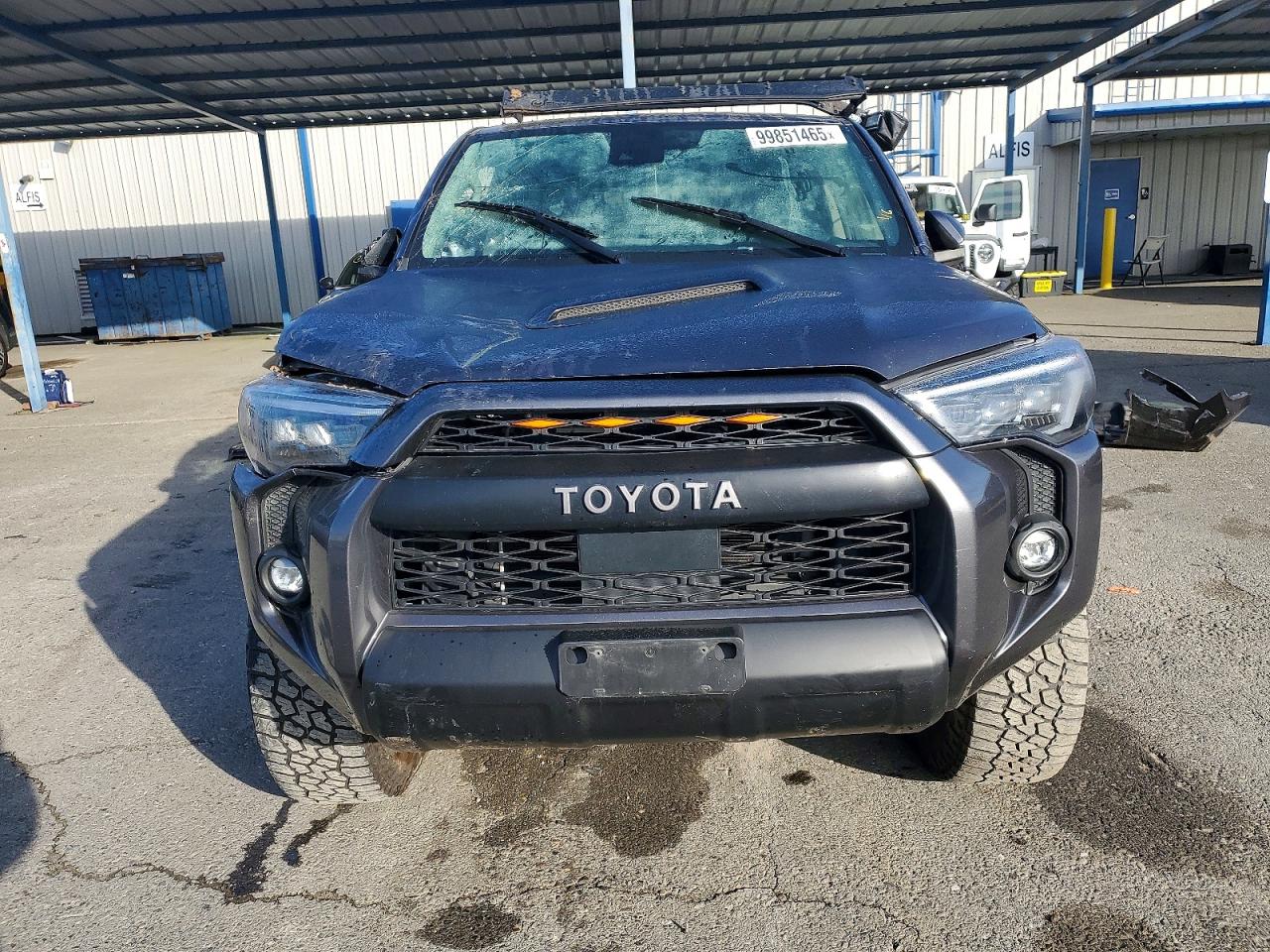 2022 TOYOTA 4RUNNER SR5 PREMIUM photo 5