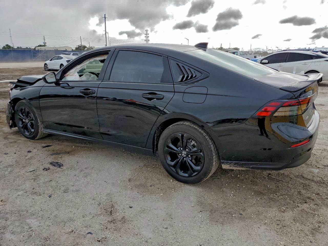 2025 HONDA ACCORD SE photo 3