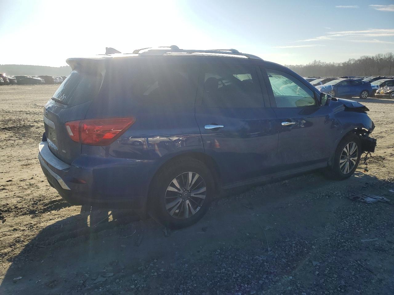2020 NISSAN PATHFINDER S photo 7
