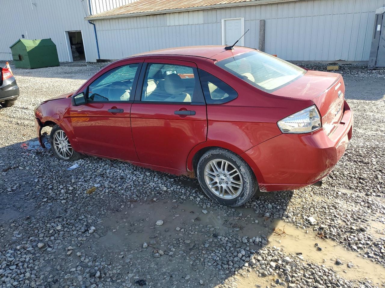 2009 FORD FOCUS SE photo 2