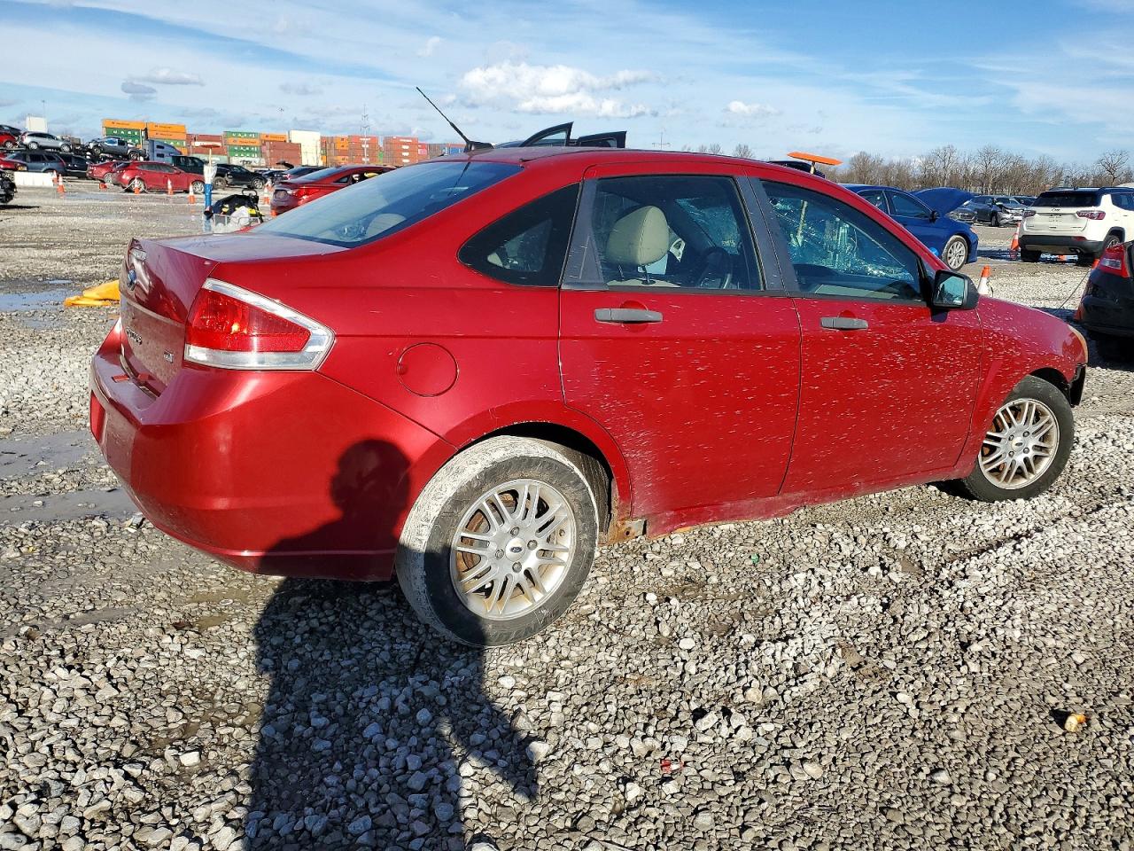 2009 FORD FOCUS SE photo 3