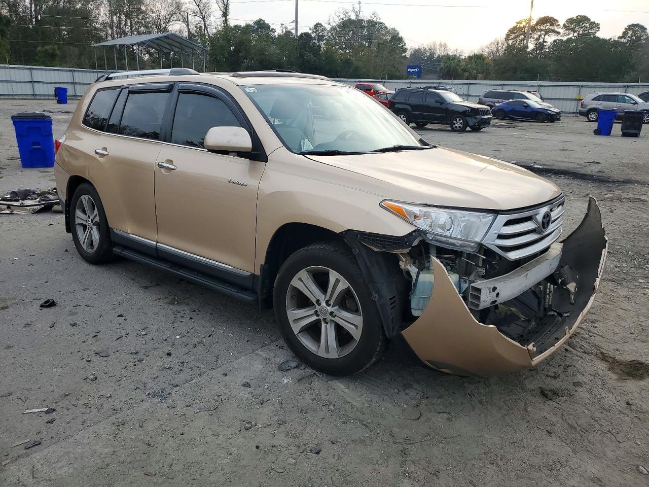 2011 TOYOTA HIGHLANDER LIMITED photo 4