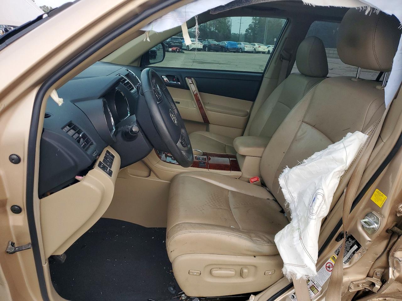 2011 TOYOTA HIGHLANDER LIMITED photo 7