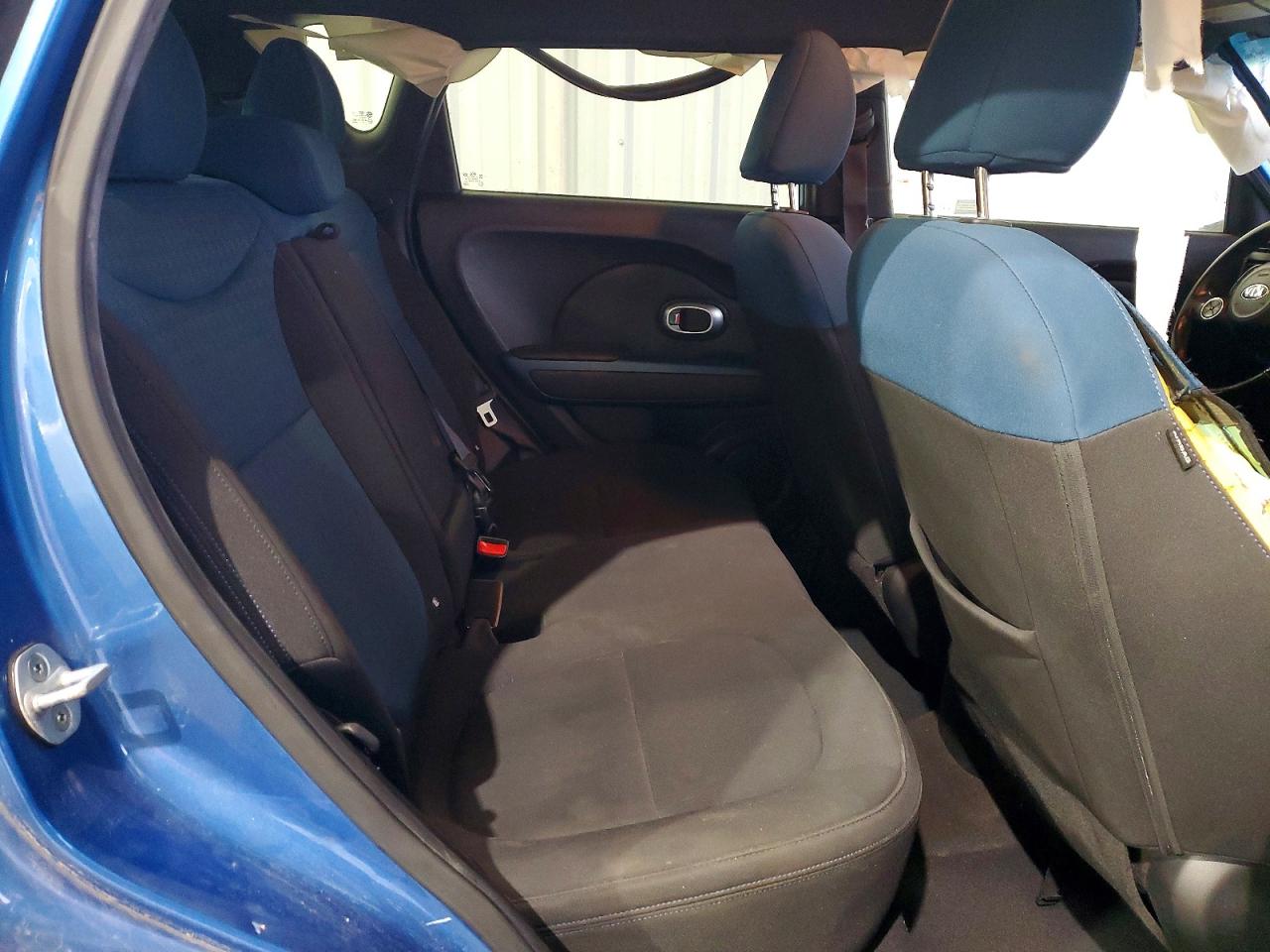 2015 KIA SOUL + photo 11