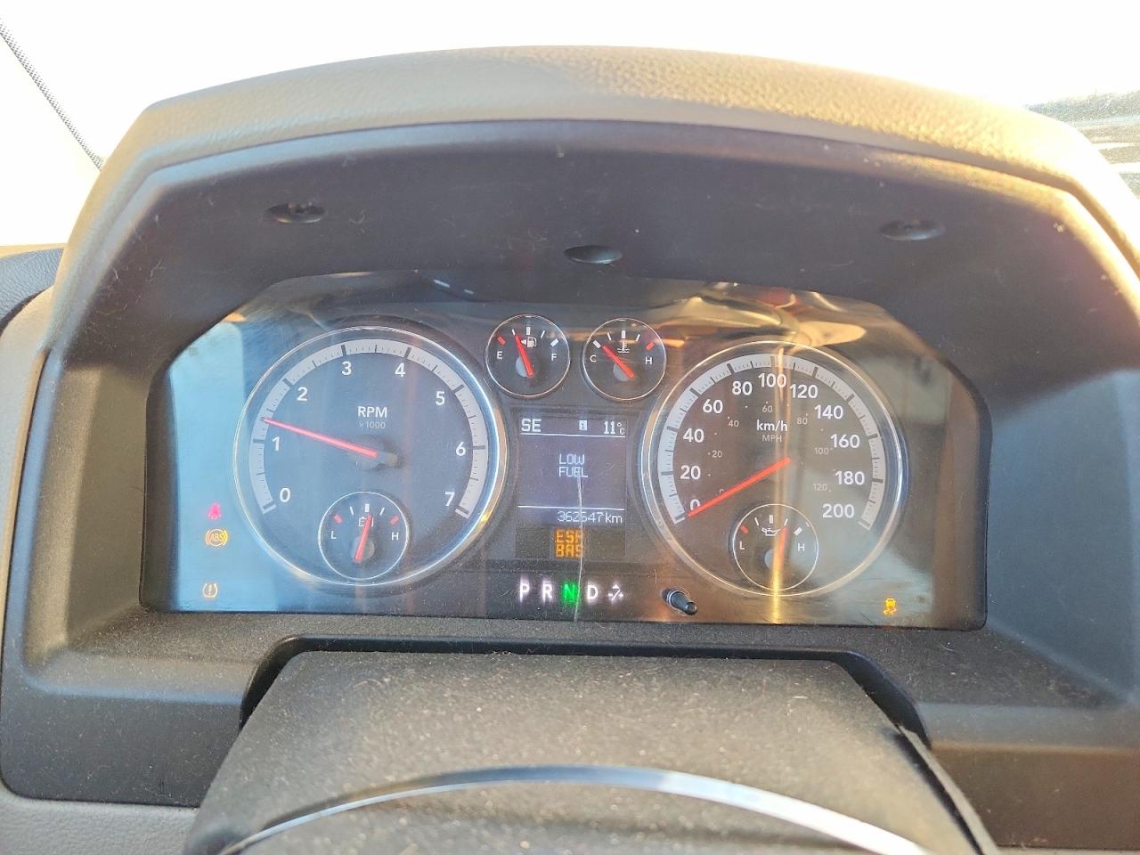 2010 DODGE RAM 1500 photo 9