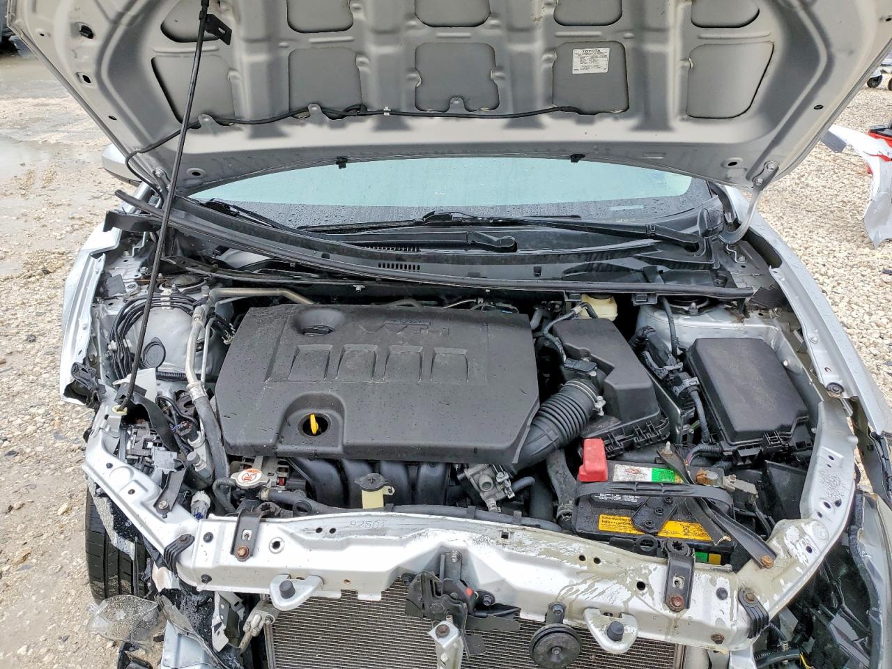 2018 TOYOTA COROLLA L photo 11